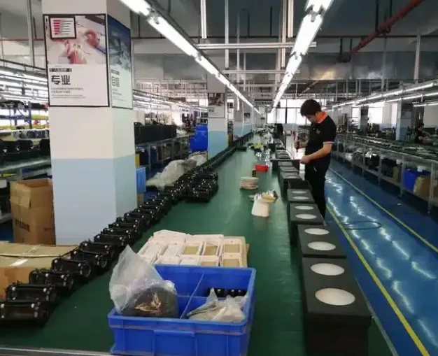 Commercial downlight workshop