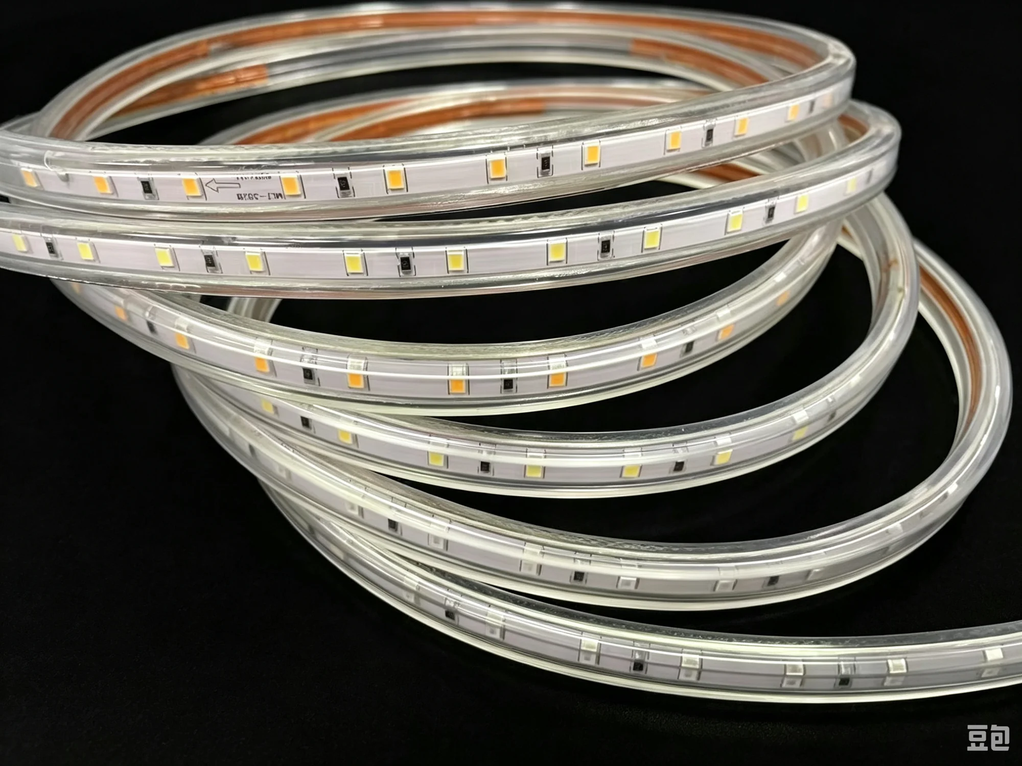 F05 220V ECO 2835 LED Strip 60D 100M