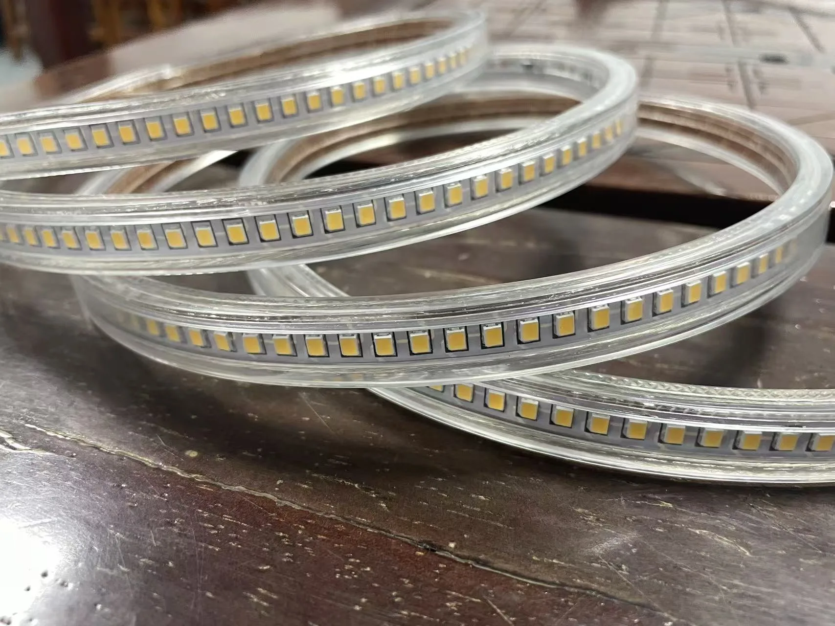 F18 220V High lumen 2835 LED Strip 180D 100M